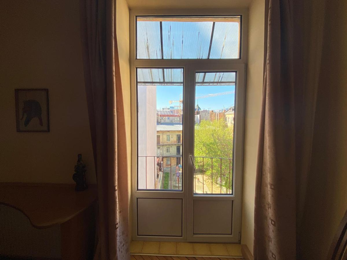 לבוב Apartment On Svobody Avenue מראה חיצוני תמונה