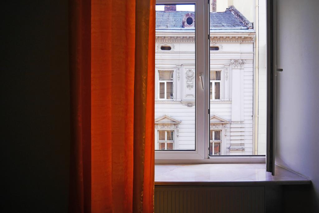 לבוב Apartment On Svobody Avenue מראה חיצוני תמונה