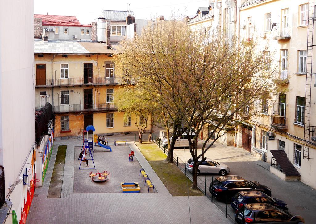 לבוב Apartment On Svobody Avenue מראה חיצוני תמונה