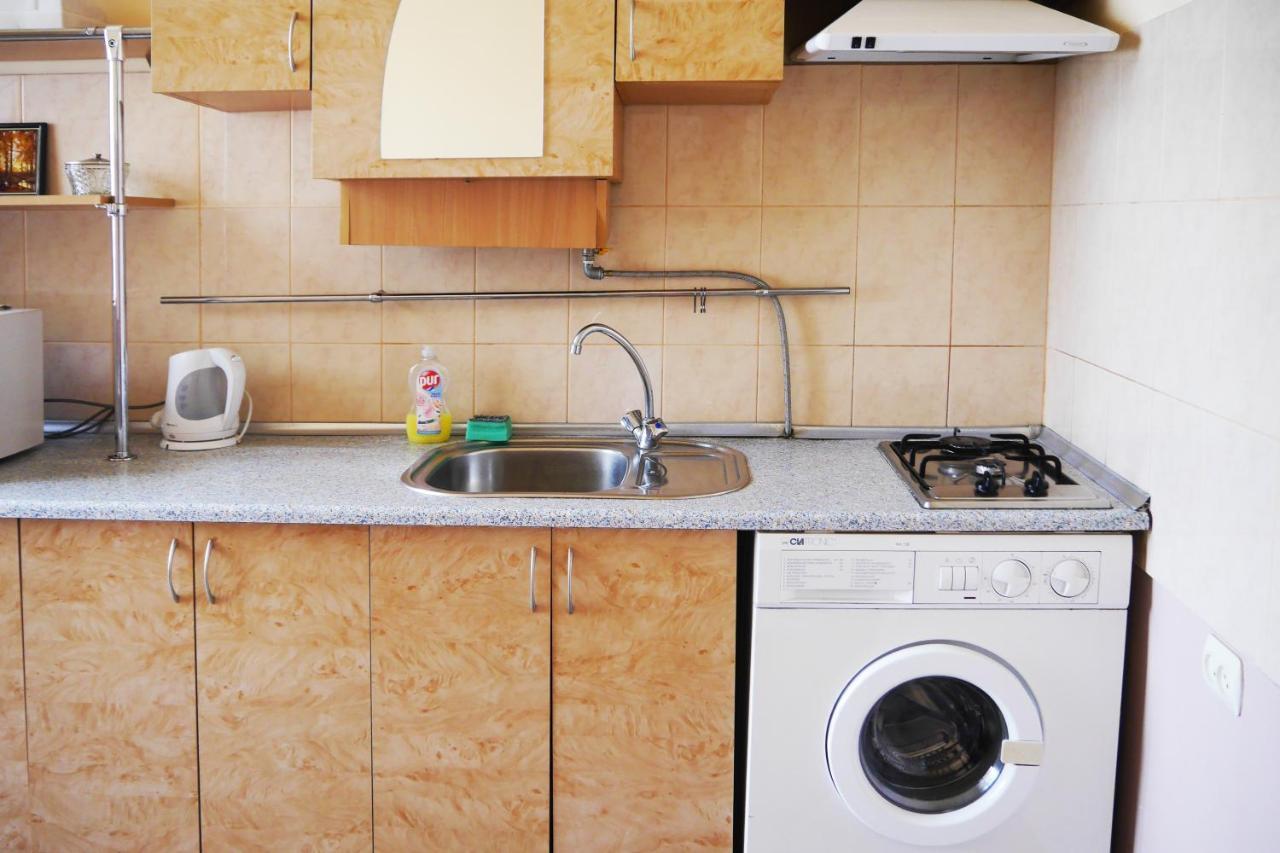 לבוב Apartment On Svobody Avenue מראה חיצוני תמונה