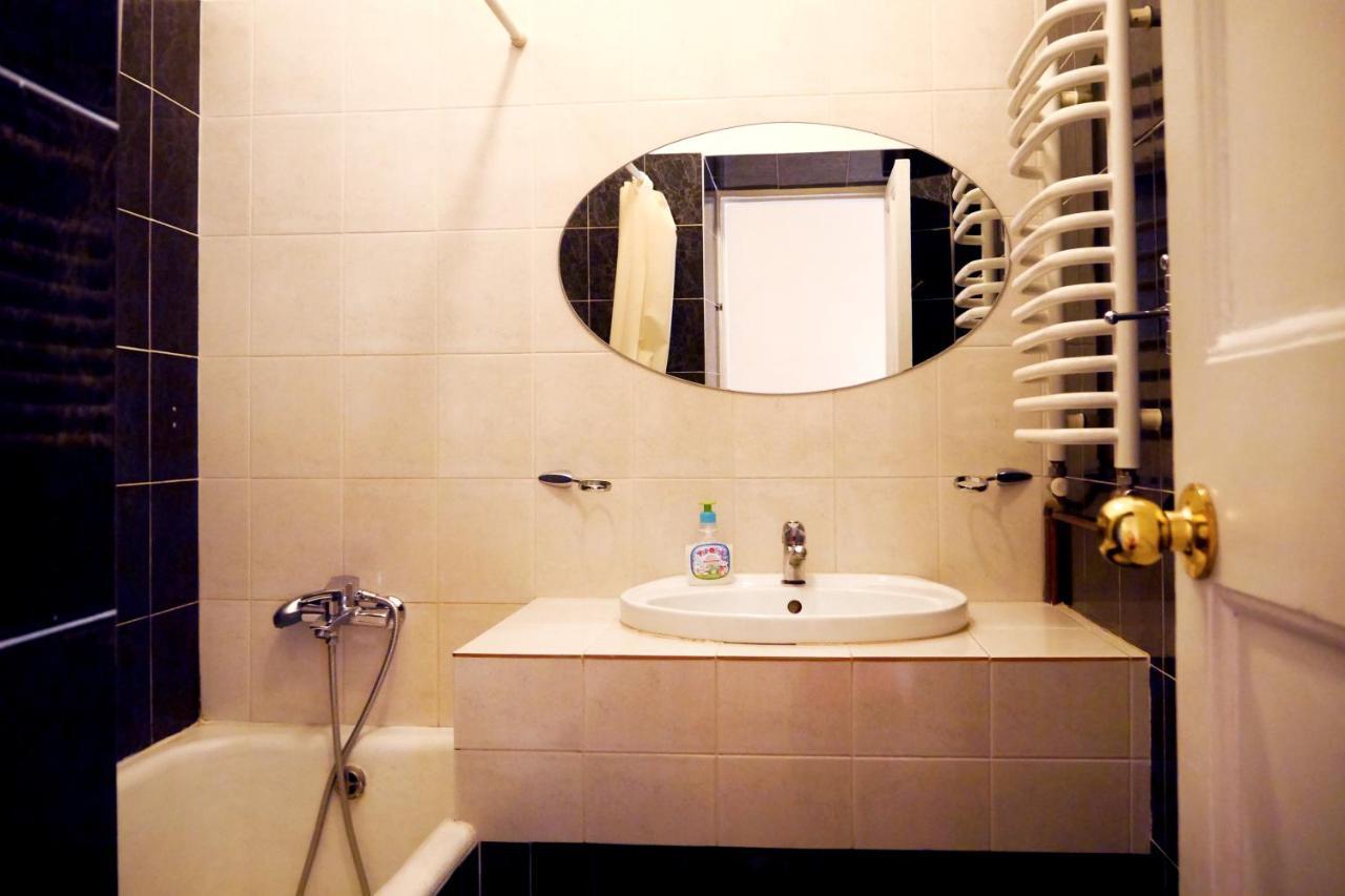 לבוב Apartment On Svobody Avenue מראה חיצוני תמונה